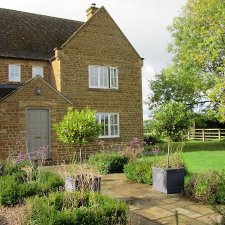 Weston Hill Farm Bed and Breakfast Moreton Pinkney Εξωτερικό φωτογραφία