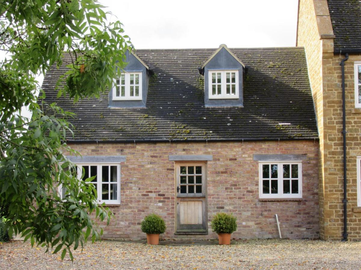 Weston Hill Farm Bed and Breakfast Moreton Pinkney Εξωτερικό φωτογραφία