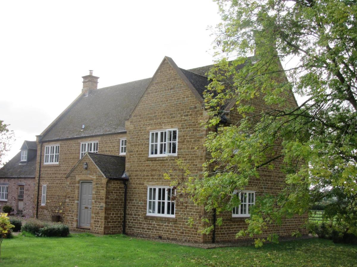 Weston Hill Farm Bed and Breakfast Moreton Pinkney Εξωτερικό φωτογραφία